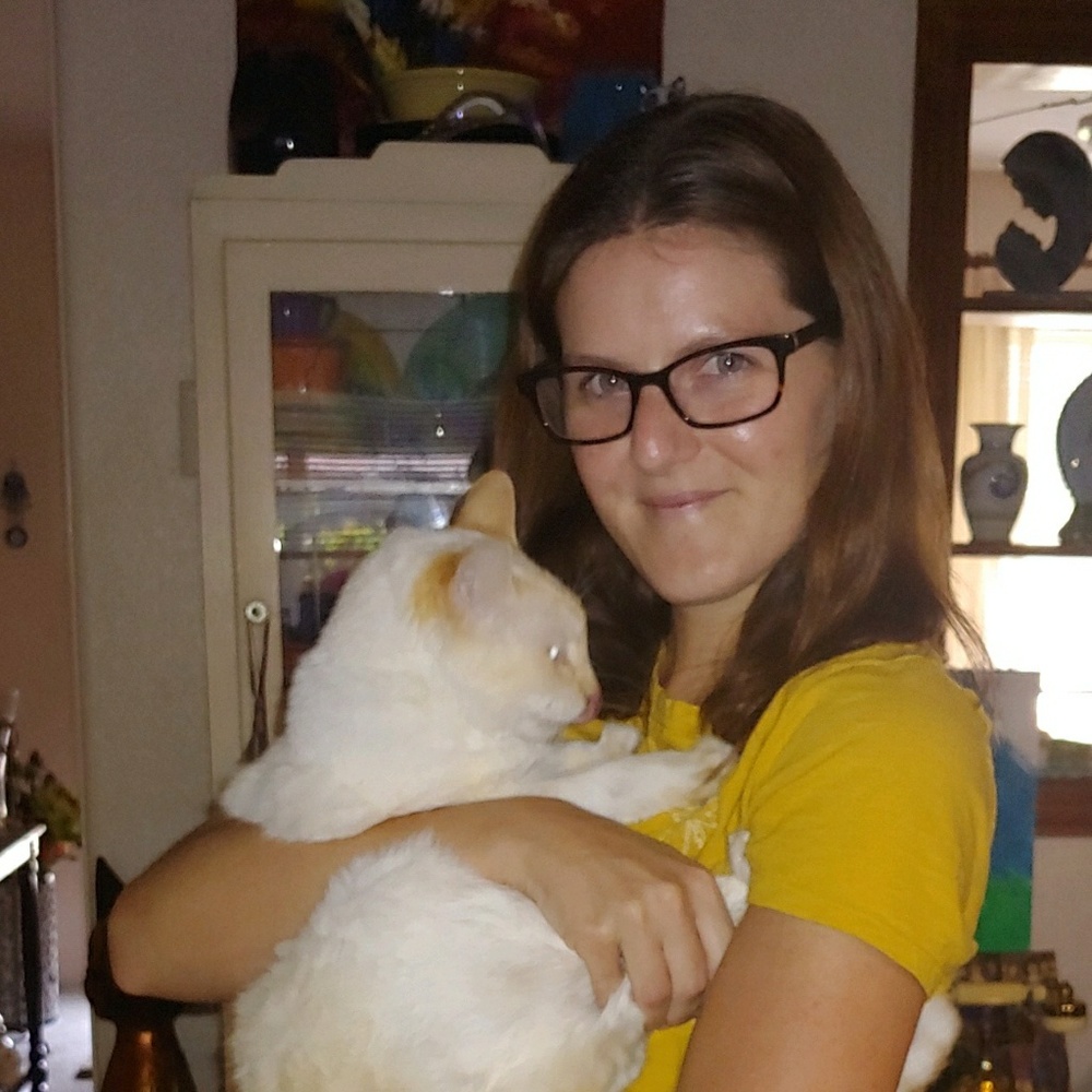 Meet your Posher, Danielle